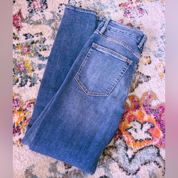 Good American Denim - Like New: Good American Good Waist 28/6 Jeans (Retail $149)